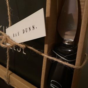Rae Dunn cheese plate and knife set